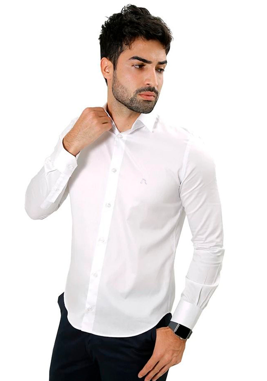 Camisa Slim Fit Básica